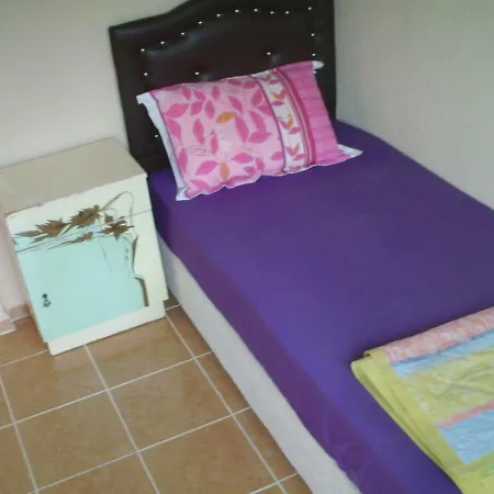 Babayigit Sitesi Villa Guzelcamlı